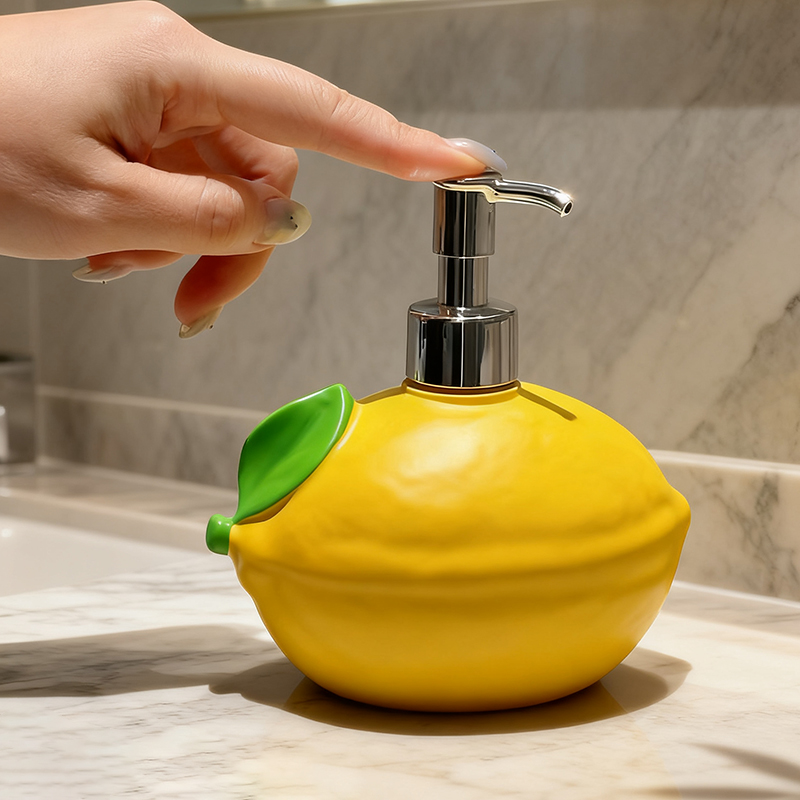 Leuke citroenvormige harszeepd - Soap Making Jug recensie en prijs